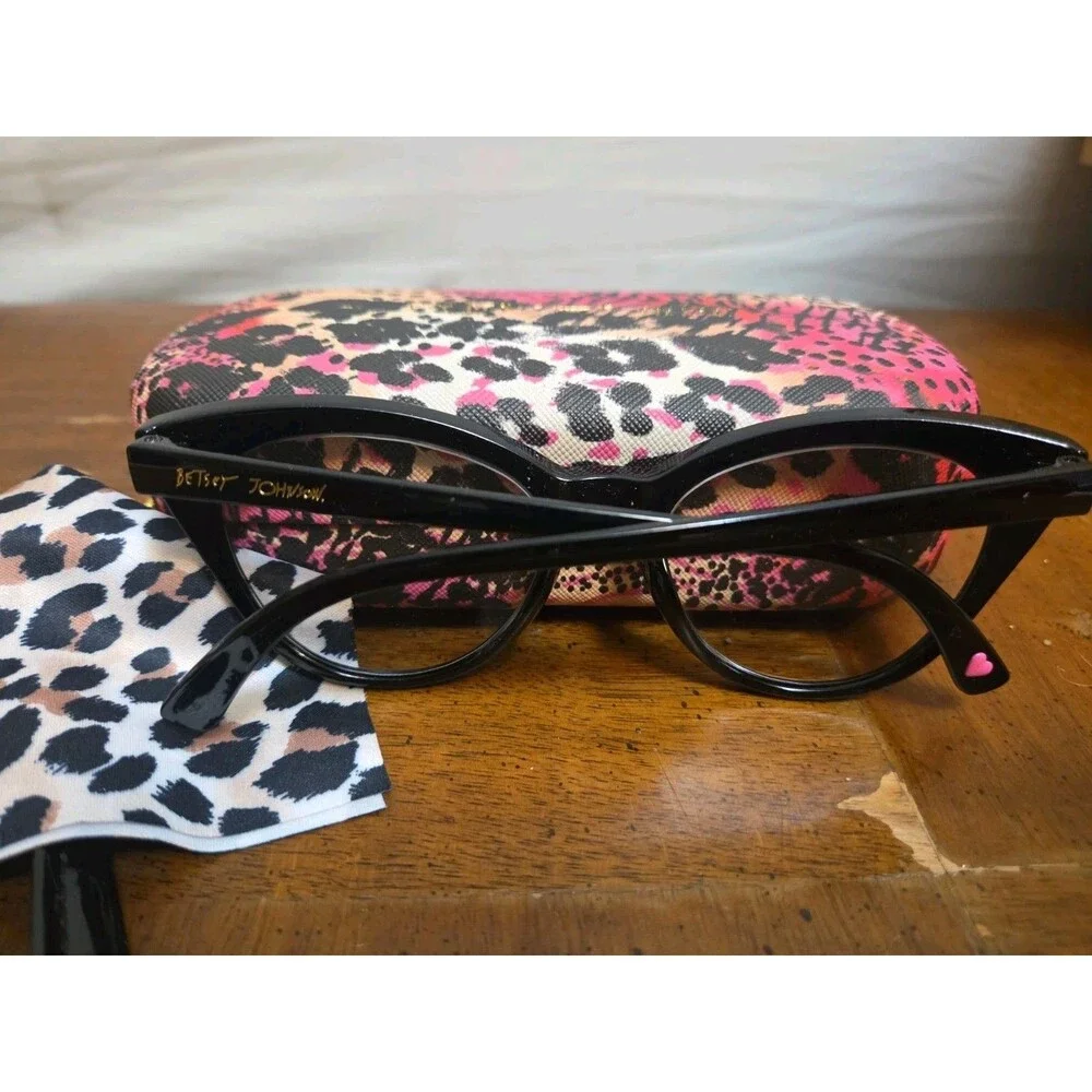 Betsey Johnson Eyeglasses Frame PD62MM +2.00 Women Light Havana Cat Eye Full Rim